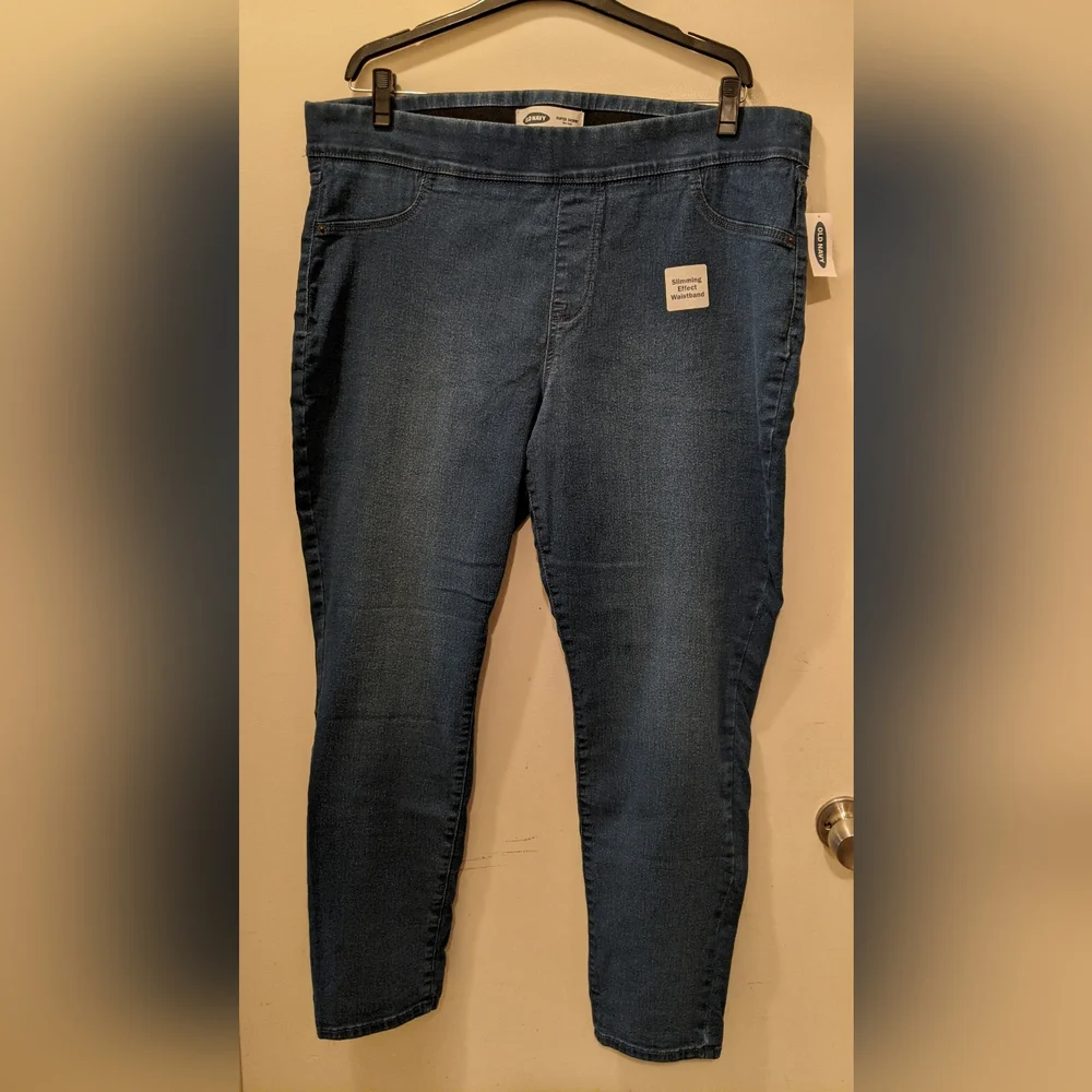 Old Navy Women's Blue Jeans - Picture 1 of 2